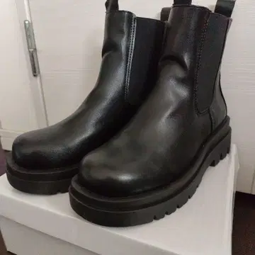 MINIMINIstore 블랙 사이드 고어 부츠