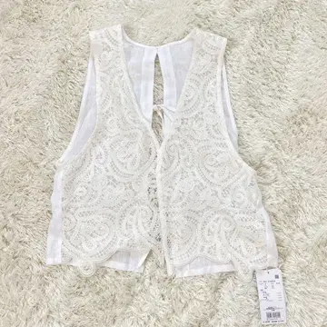 JILL STUART 질스튜어트 화이트 레이스 린넨 베스트