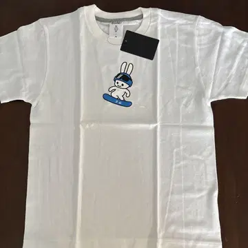 미사용 새상품 CUNE 반팔 티셔츠 S