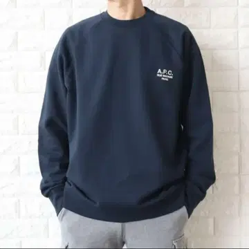 아페쎄 네이비 트레이닝복 L 사이즈