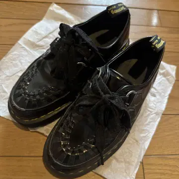Dr.Martens 통굽 UK5