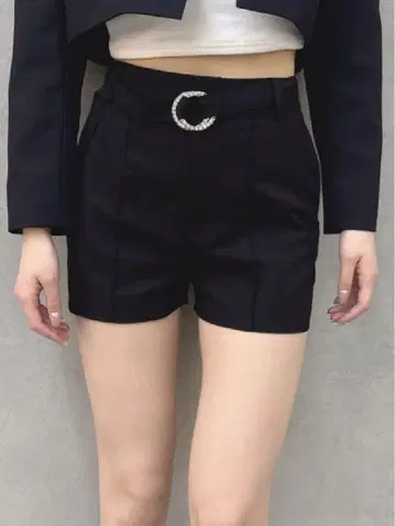GYDA 비쥬 벨트 숏 팬츠