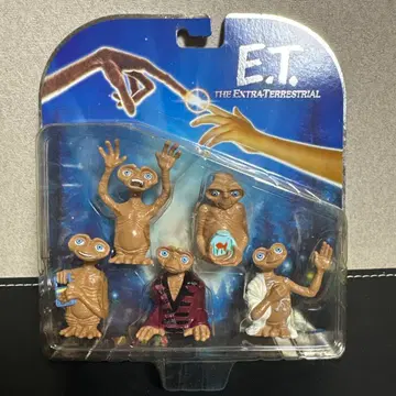 E.T. et 이티 피규어 토이저러스 20주년 기념일