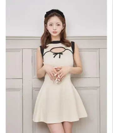 darich 포인트 오픈 니트 미니 원피스
