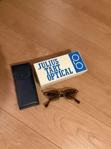 줄리어스 타트 옵티컬 AR 46/22 브라운