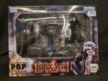 메가하우스 P.O.P LIMITED EDITION 트라팔가 로 VerVS