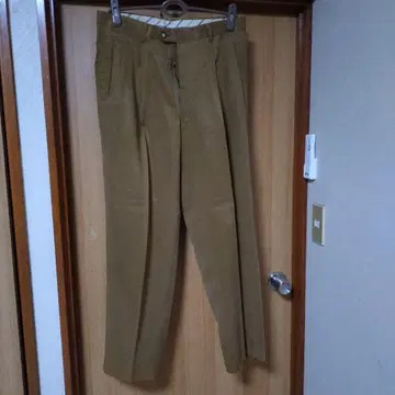 브라운 플리츠 슬랙스 허리 82cm