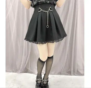 ROJITA 로지타 프론트 장식 체인 치마바지