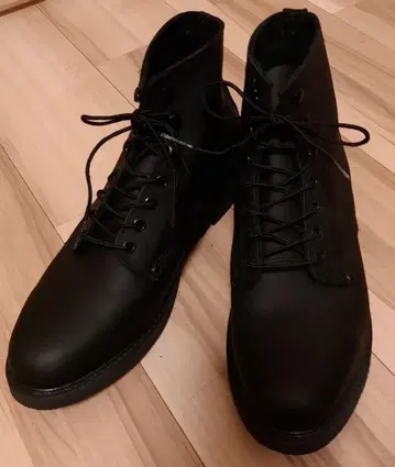 아페쎄 블랙 워크 부츠 27.5cm