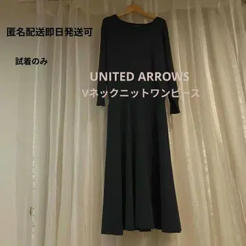UNITED ARROWS V넥 니트 원피스 블랙