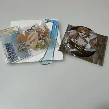 ONEPIECE 유라토 피규어 컬렉션 & 캔뱃지 나미