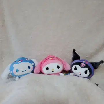 시나모롤 마이멜로디 쿠로미 봉제 인형 12간지 뱀 세트
