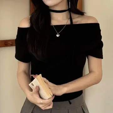새상품 NUGU nabi 3웨이 드레이프 넥 티셔츠 오프숄더 블랙