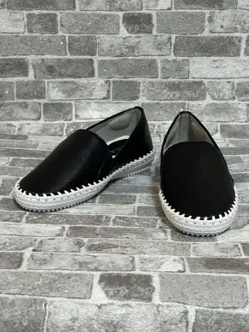 새상품 다이애나 슬립온 펌프스 블랙