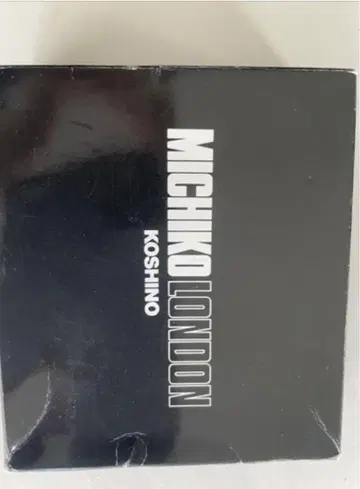 미치코 런던 벨트