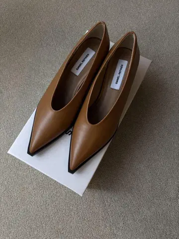 브라운 펌프스 S 사이즈
