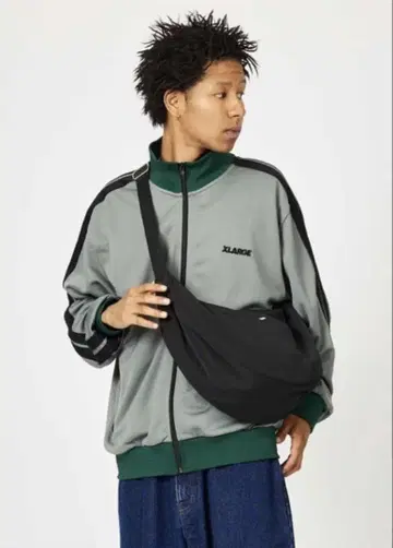 XLARGE 숄더 백 블랙
