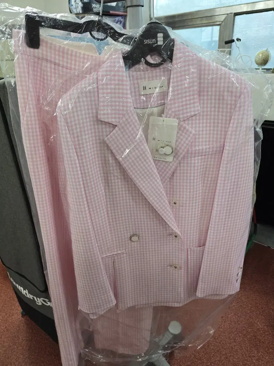It Missha Gingham Check Set - New