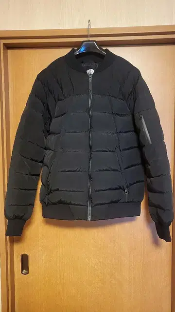 THE NORTH FACE 블랙 다운 자켓 L MA-1풍