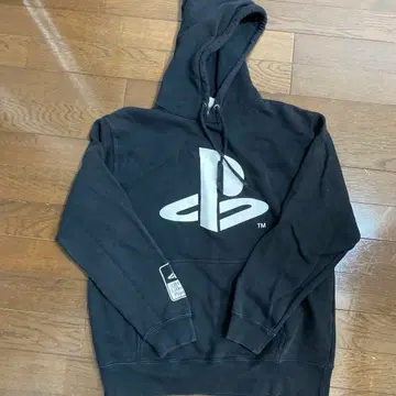 플레이스테이션 공식 라이선스 후드 부착 후드티 L 블랙
