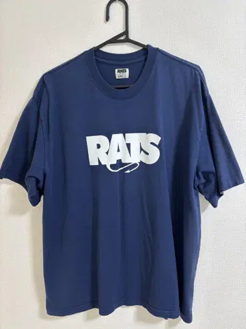 RATS 네이비 티셔츠