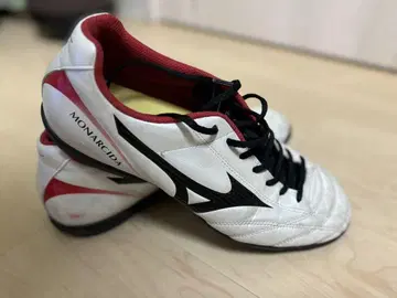 Mizuno Monarcida 축구화 27.0cm