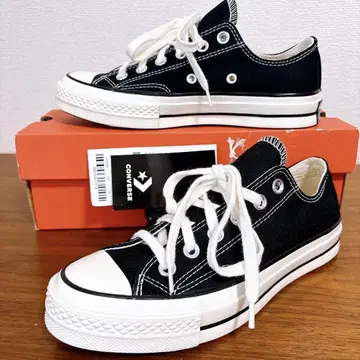 새상품 박스 포함 컨버스 척 테일러 로우 컷 블랙 약 23.5cm