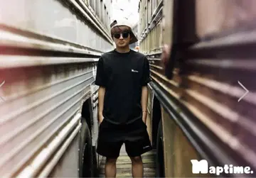 naptime BLACKxWHITE 원포인트 자수 티셔츠