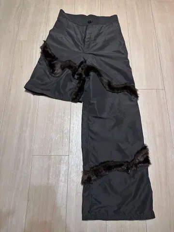 퍼 장식 와이드 팬츠