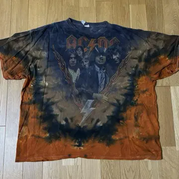 구제 의류 AC/DC 티셔츠