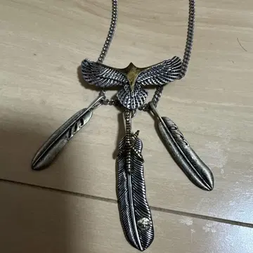 독수리와 깃털 보헤미안 목걸이