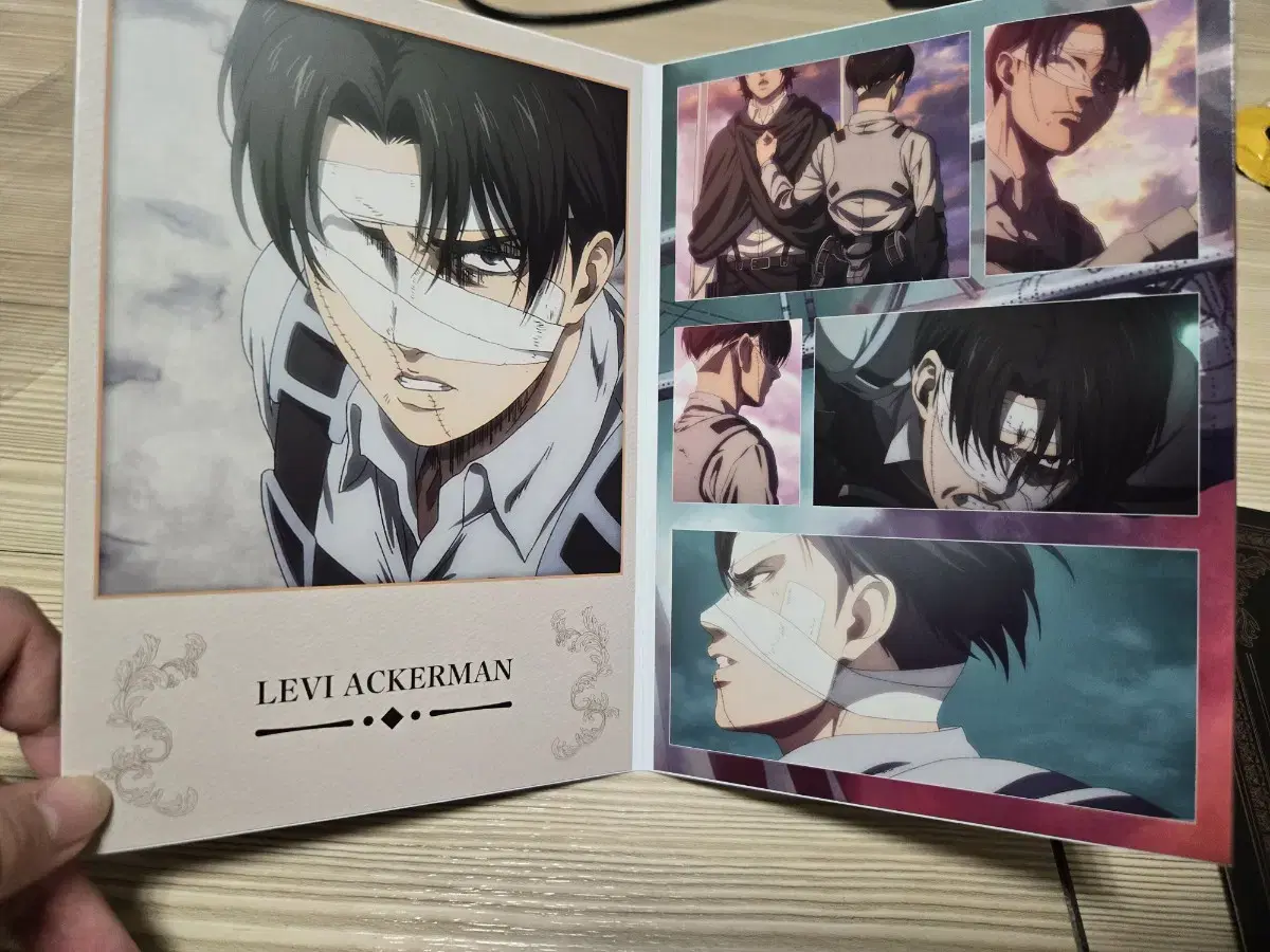 Attack on Titan Rumbling Kuji F, G Prize Levi + H Prize 3 Types of Posters
