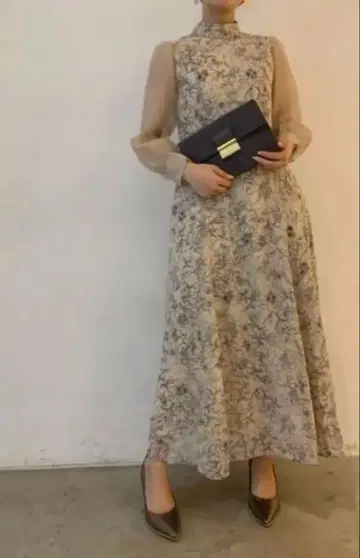 러그나문 LAGUNAMOON LADY 시어 슬리브 플라워 원피스
