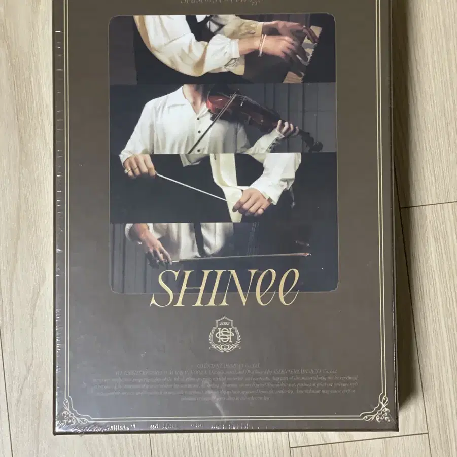 【最終値下げ】SHINee 2016 SEASON'S GREETINGS Unboxing of SHINee 2016 Season's Greetings! - KAvenyou.com