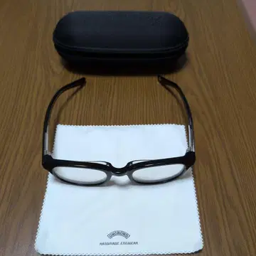 UNCROWD 안경 케이스 포함 조광 렌즈