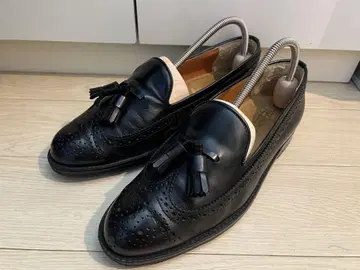 태슬 로퍼