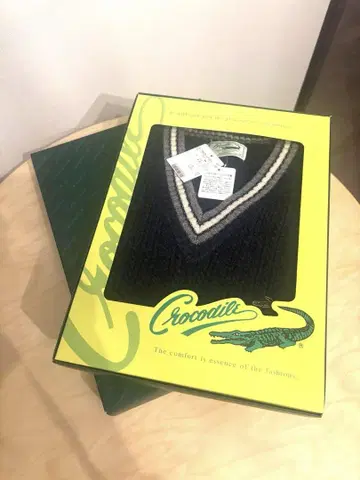 Crocodile 크로커다일 V넥 스웨터 박스형 L