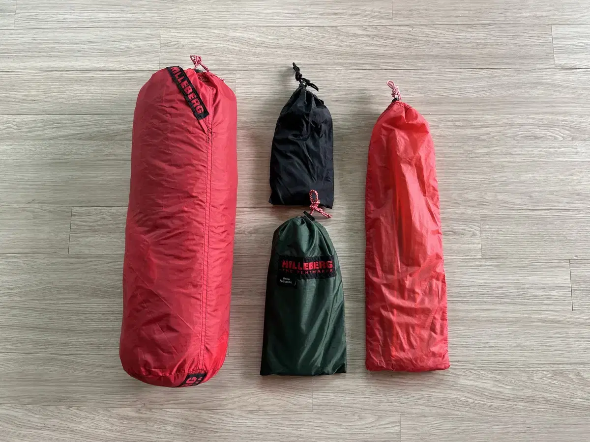 Hilleberg Tent Una 1-Person Backpacking Tent Red + Footprint