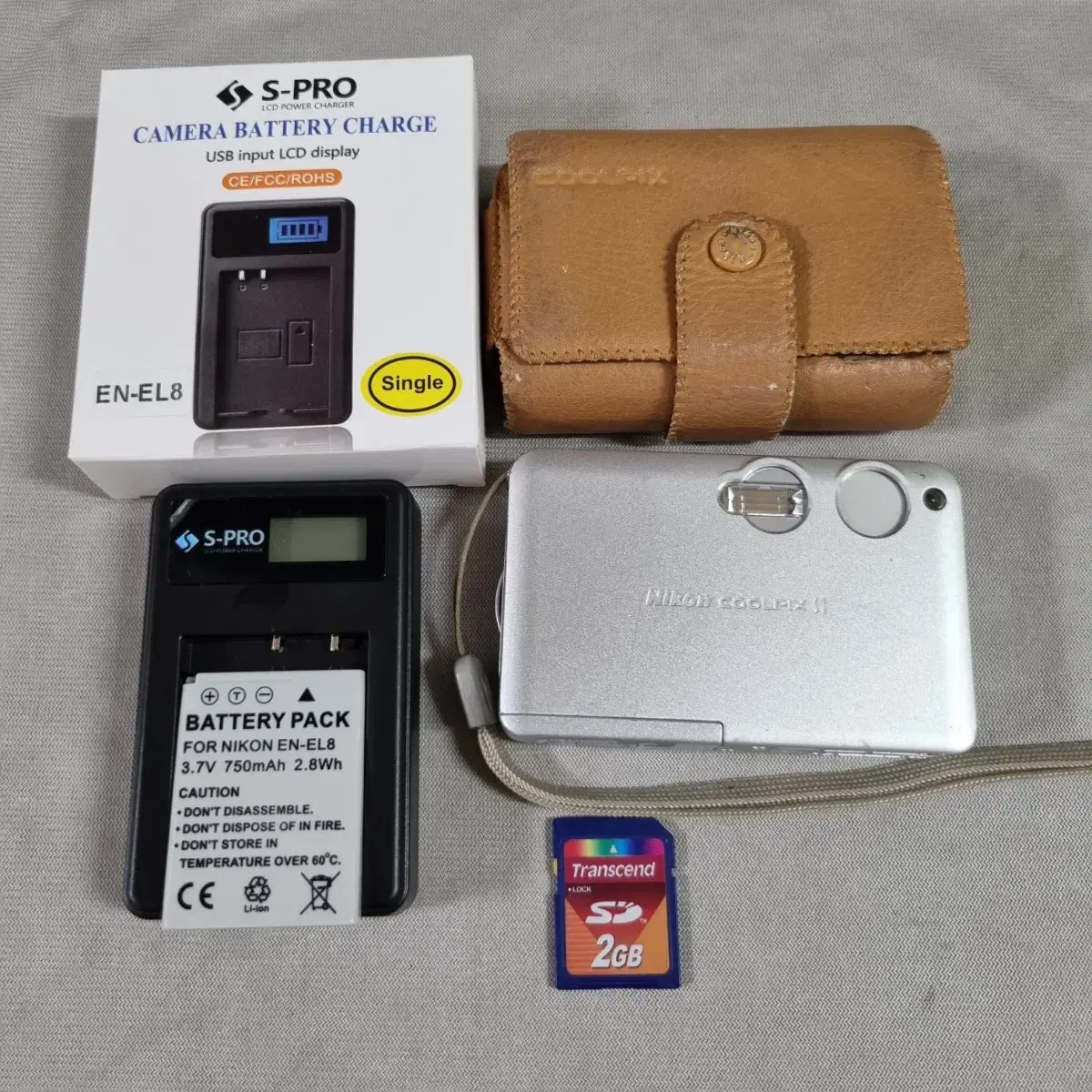 Nikon Coolpix S1 Digital Camera