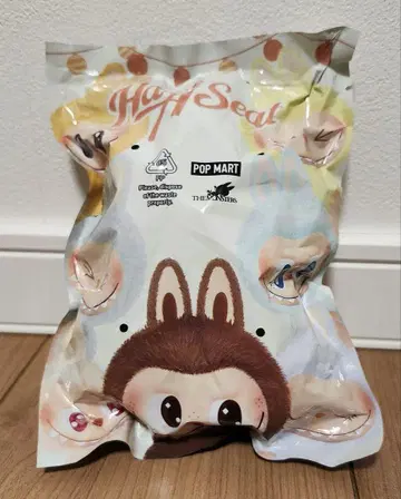 POPMART Have A Seat LABUBU 봉제 인형