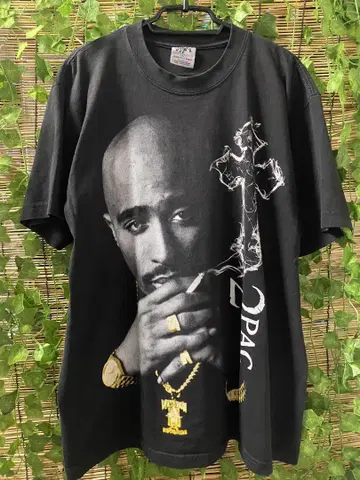 레어 2PAC "Thug Life" Shaka Wear US 사이즈 L