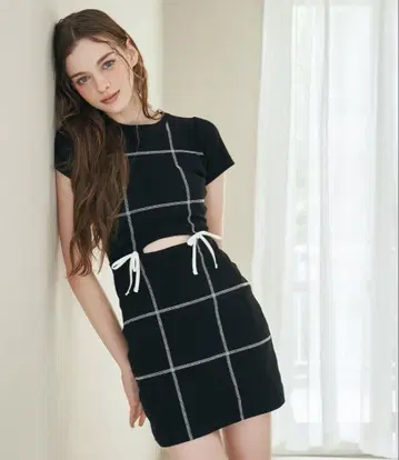 Darich 스티치 리본 리브 미니 원피스 블랙