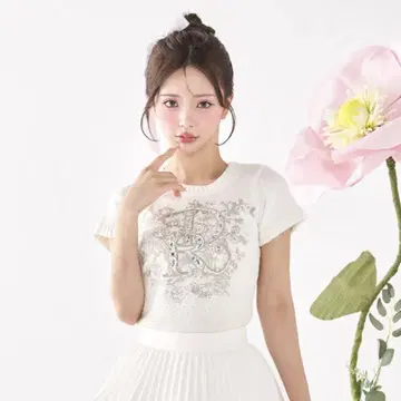 Darich 다리치 DR 비쥬 플라워 니트 탑 WHT