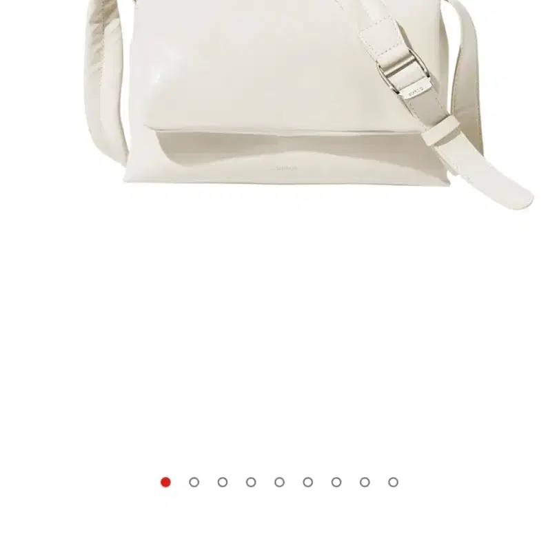 FLOR MATRI PETIT MINI BAG CROSSBAG on Bunjang Global Site.