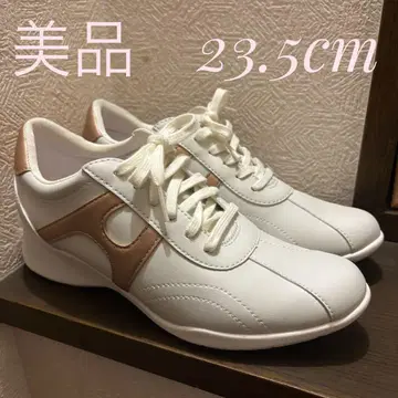 화이트 스니커즈 23.5cm 힐 포함