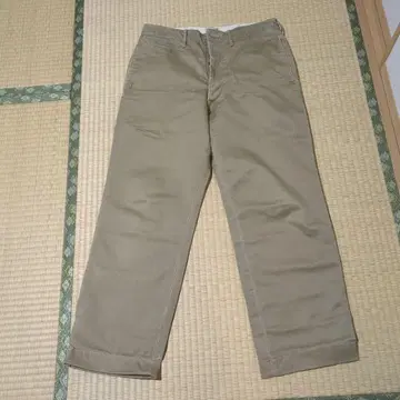 웨어하우스 베이지 치노 팬츠