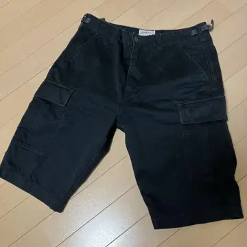 아비렉스 블랙 카고 숏 팬츠 L