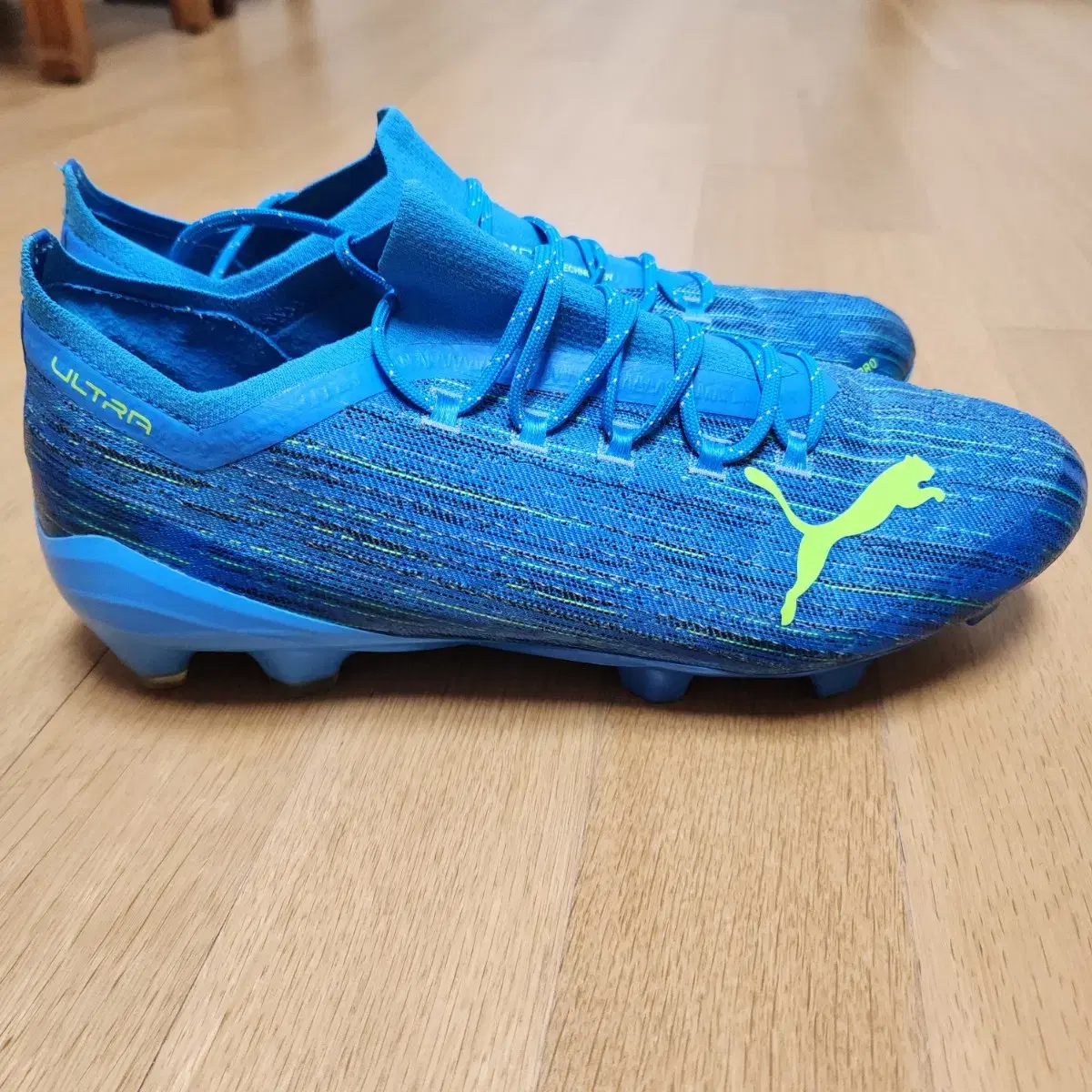 PUMA 푸마 Puma Ultra FG/AG Soccer Shoes, Size 295 on Bunjang