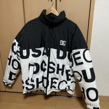 DC 다운 자켓 블랙/화이트