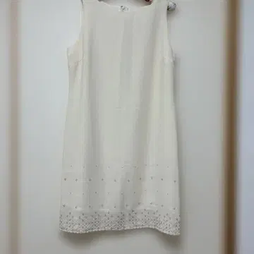 베이지 자수 원피스 13호